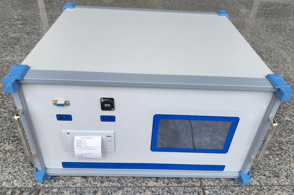 SDCK-II可程控標(biāo)準(zhǔn)電壓電流源